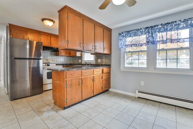 1 Cecile St, Nashua, NH 03060 - photo 5