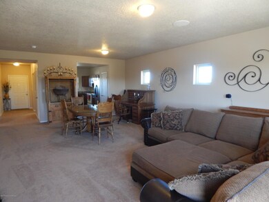 Living & Dining room