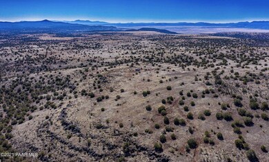 10 Juniperwood 74 75, Ash Fork, AZ 86320 - photo 2