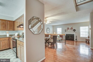 5811 Walden Commons Ct unit 125, Burke, VA 22015 - photo 5