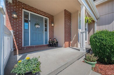 922 Southfork St, Lansing, KS 66043 - photo 4