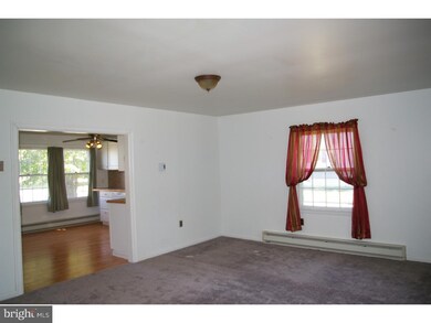 136 Bay St, Penns Grove, NJ 08069 - photo 7