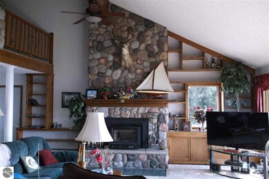 624 N Huron Rd, Au Gres, MI 48703 - photo 7