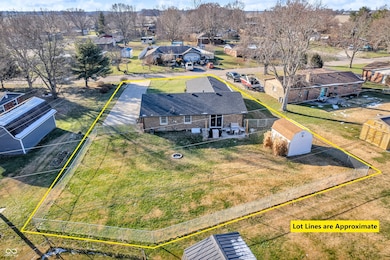 1723 Midland Dr, Franklin, IN 46131 - photo 3