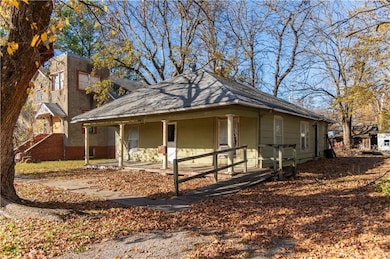 1006 Osage St, Neodesha, KS 66757 - photo 2