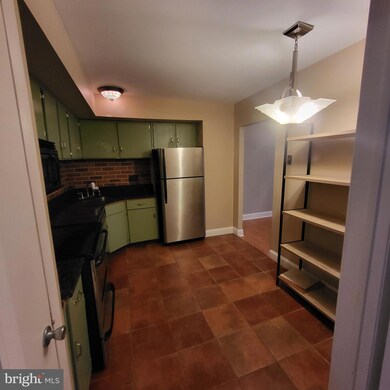 5 West Ct unit 5, Wilmington, DE 19810 - photo 2