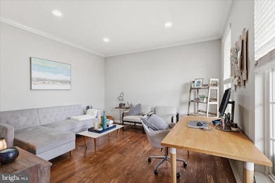 6711 Selbourne Ln, Gainesville, VA 20155 - photo 7