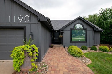 1190 S Willow Cir, West Des Moines, IA 50266 - photo 5