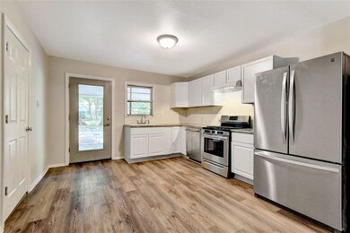 1830 S Maurice Ave, Denison, TX 75020 - photo 7