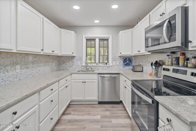 13-web-or-mls-013-1920-dover-road-niskay