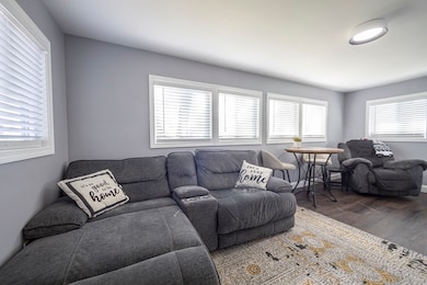 90 Thornton St, Lawrence, MA 01841 - photo 5