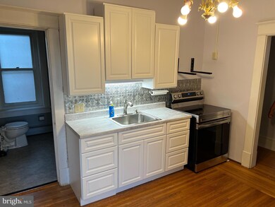 221 S Reading Ave, Boyertown, PA 19512 - photo 2