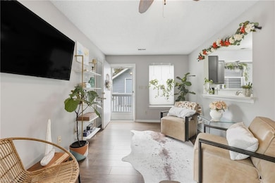 12758 Saint James Place unit D, Newport News, VA 23602 - photo 4