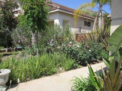 29611 Nandina Dr, Escondido, CA 92026 - photo 2