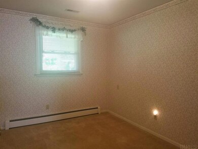 225 S Division St, Auburn, IN 46706 - photo 5