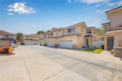 9031 Primavera Ln, Cypress, CA 90630 - photo 5