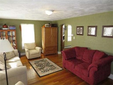 22 Vassar St, Medford, MA 02155 - photo 6