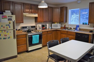 Kitchen.1