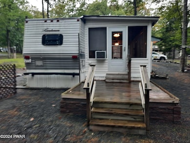 151 Crow Ln unit Lot 4624, Shohola, PA 18458 - photo 3