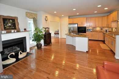 4550 Fair Valley Dr, Fairfax, VA 22033 - photo 7