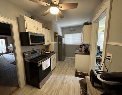 27 Laurel St, Berlin, NH 03570 - photo 5