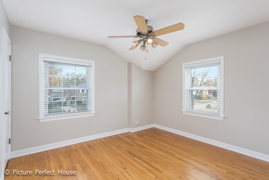 1426 Manchester Ave, Westchester, IL 60154 - photo 5