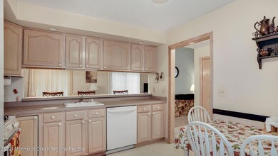 007_2253_Crestwood_place_357262_670842