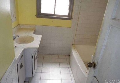 1210 W Piru St, Compton, CA 90222 - photo 6