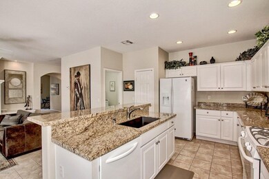 9815 E Stoney Vista Dr