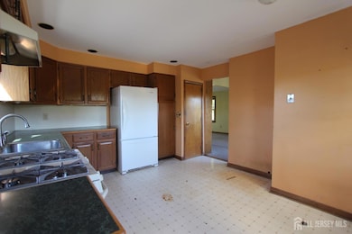 1115 Cherry St, South Plainfield, NJ 07080 - photo 6