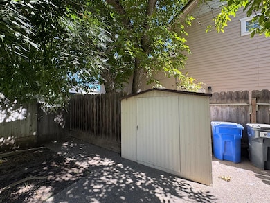 1311 Cahill Ave, Turlock, CA 95380 - photo 6