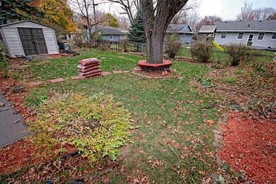 4033 30th St, Des Moines, IA 50310 - photo 6