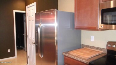 20121003153343887619000000-o[1]