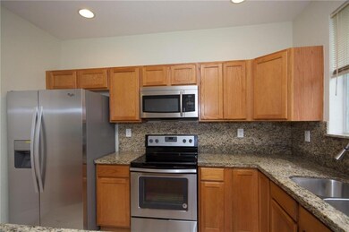 3256 Laurel Ridge Cir, Riviera Beach, FL 33404 - photo 5