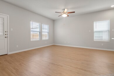 3928 Abbott Pass unit 101, Saint Hedwig, TX 78152 - photo 5