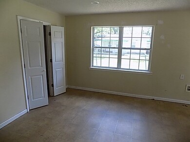 EATING AREA