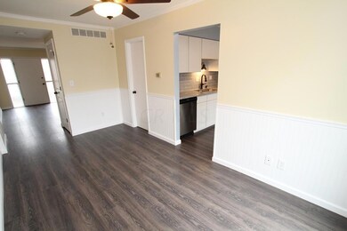 611 Simbury St, Columbus, OH 43228 - photo 5