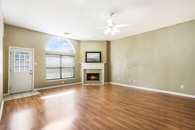 3611 Shasta Ct, Pearland, TX 77584 - photo 6