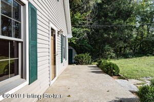 113 Lakeview Dr, Bloomfield, KY 40008 - photo 6