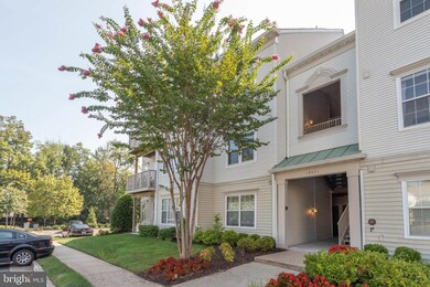 12451 Hayes Ct unit 203, Fairfax, VA 22033 - photo 4