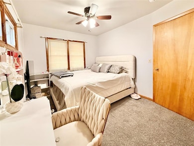 804 N Court St, Toledo, IA 52342 - photo 7