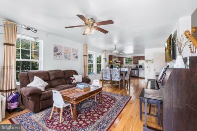 64 Linden Ave, Lansdowne, PA 19050 - photo 5