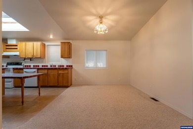 2601 NE Jack London St unit 135 St, Corvallis, OR 97330 - photo 5