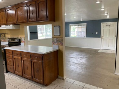 1315 SW Isham St, Grants Pass, OR 97526 - photo 7