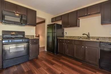 1307 Foxcroft Dr, Aurora, IL 60506 - photo 4