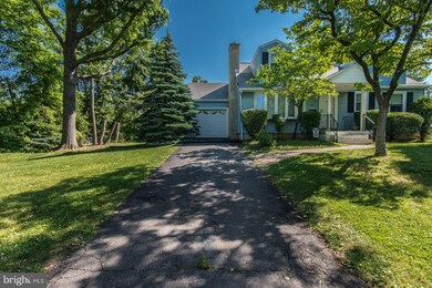 204 Rosewood Ave, Feasterville Trevose, PA 19053 - photo 2