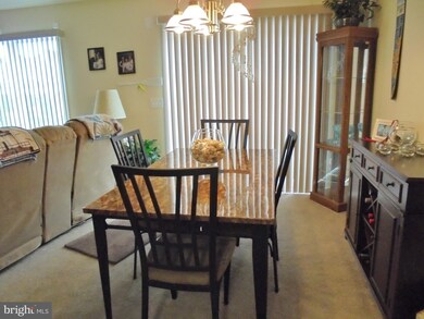 114 E Broad St, New Holland, PA 17557 - photo 6