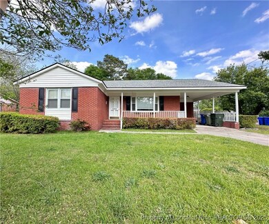 1413 Skycrest Dr, Fayetteville, NC 28304 - photo 2