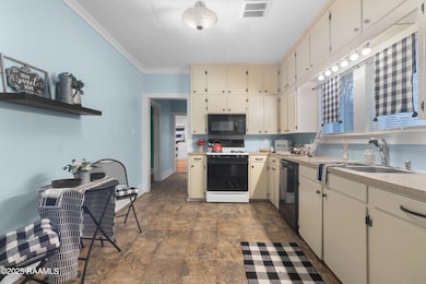 203 5th St, Abbeville, LA 70510 - photo 4