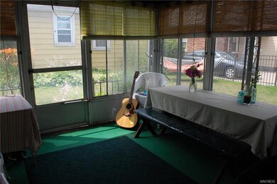 Enclosed Sun Room for those rainy days.